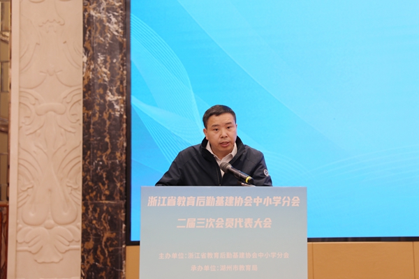 杨处-修.jpg 杨处-修.jpg