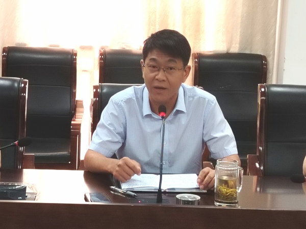 7月4日下午会议照片3(调整尺寸).jpg 7月4日下午会议照片3(调整尺寸).jpg